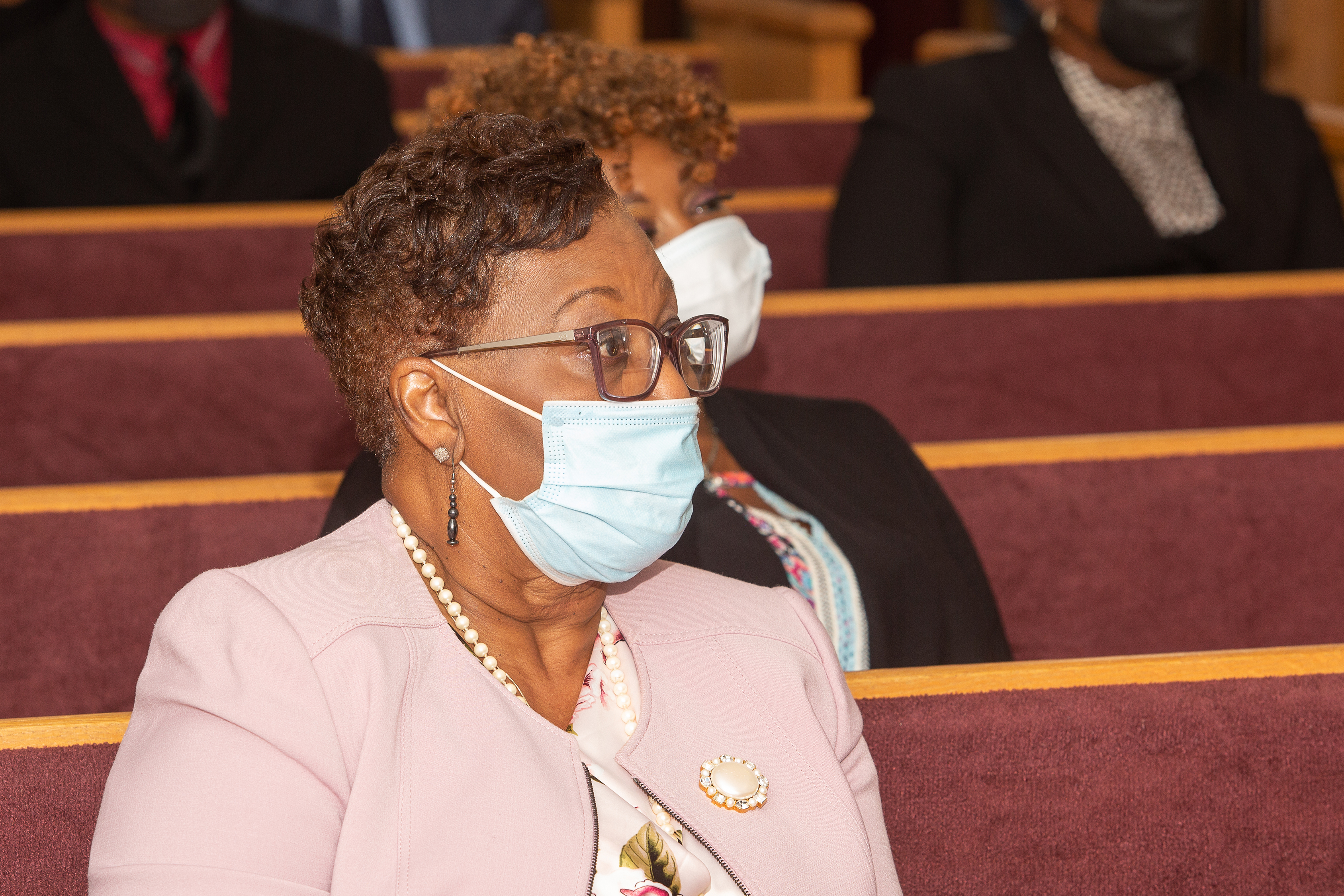Minister-Yolanda-Lewis_-180