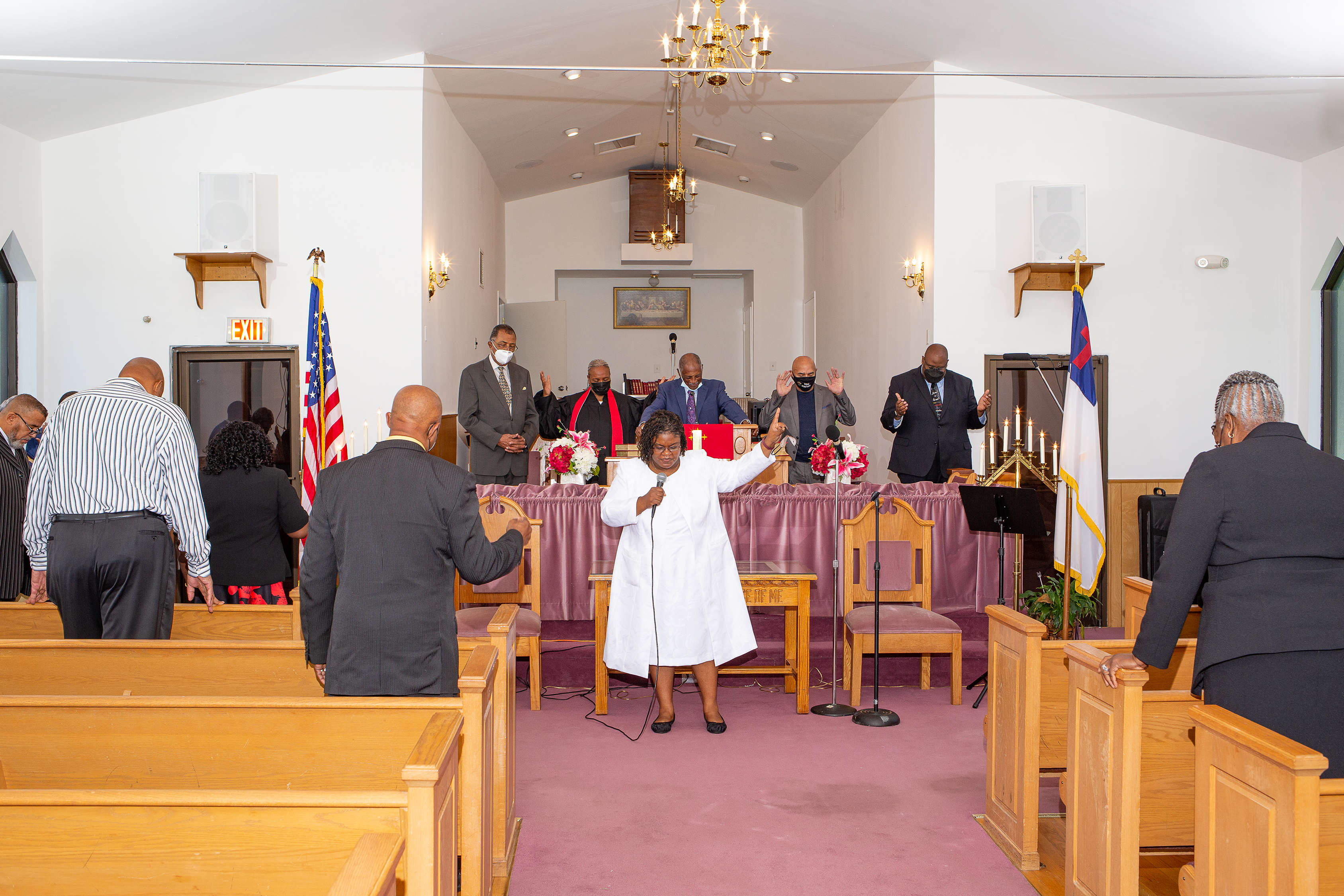 Minister-Yolanda-Lewis_-190